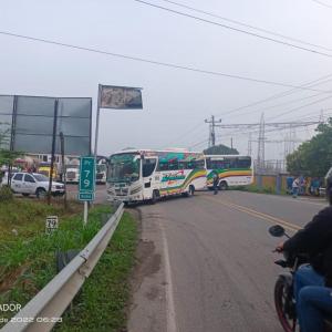 Bloqueo en la vía.