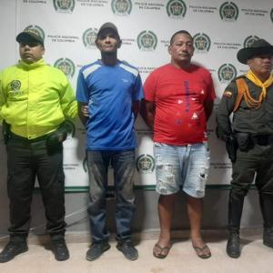 Dos de los presuntos miembros de la estructura delincuencial.