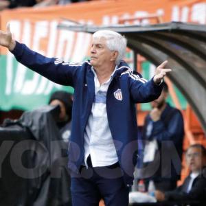 Julio Comesaña, técnico de Junior. 