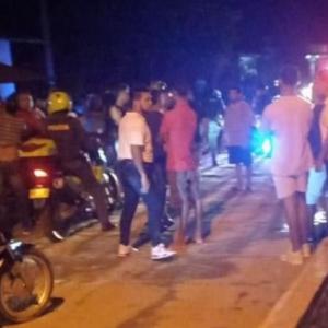 Ambos heridos fueron trasladados a un centro asistencial.