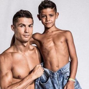 Cristiano Ronaldo y Cristiano Jr. 