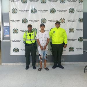 Capturado con agentes. 