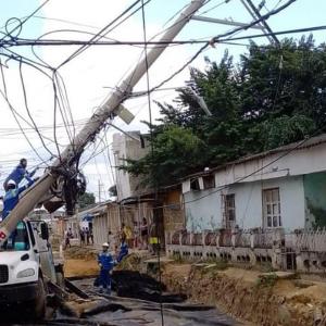 Los trabajos de la compañía se ejecutan desde tempranas horas de este domingo