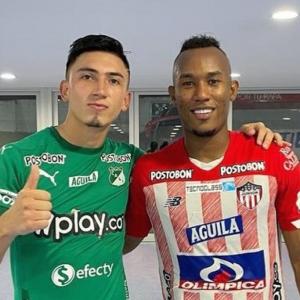 Fabián Ángel y Andrés Balanta después de un partido. 