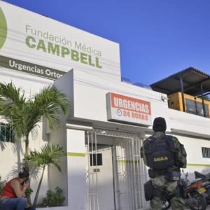 Clínica Campbell, hasta donde fue trasladado el joven. 