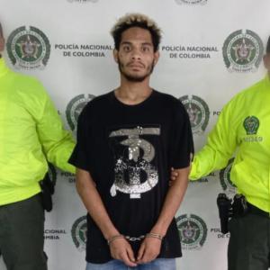 Capturado con agentes. 