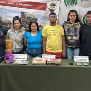 Los seis detenidos quedaron a disposición de la Fiscalía en la URI de Barranquilla.
