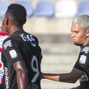 Juan Fernando Quintero vestido con la camiseta visitante de Junior