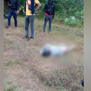 El cuerpo del hombre quedó tendido en una zona enmontada