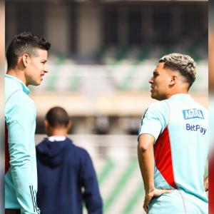 El 10 de Junior se perdió el último partido frente a Santa Fe por una molestia, pero decidió atender el llamado de Nestor Lorenzo.