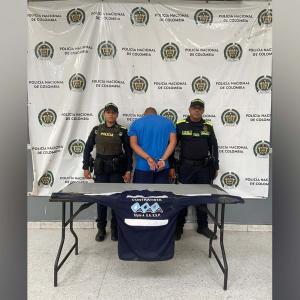 El sujeto fue identificado como Ángel Pérez Mendoza. 