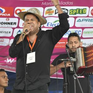 Diomedes Dionisio Díaz Aroca en tarima