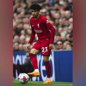 Luis Díaz en su partido de regreso a la titular con Liverpool