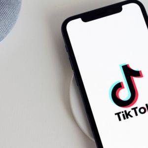 La menor habría visto el reto en la red social TikTok.