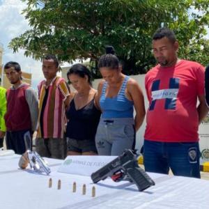 Aspecto de las personas detenidas por las autoridades