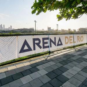 Cartel de Arena del Río ubicado en cercanías al Gran Malecón de la ciudad de Barranquilla