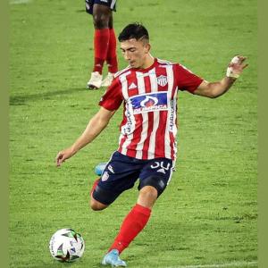 Fabián Ángel en un partido con la camiseta del equipo barranquillero