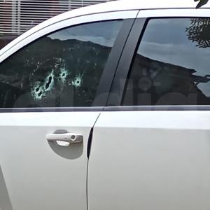 Fueron seis los impactos de bala propinados a la camioneta