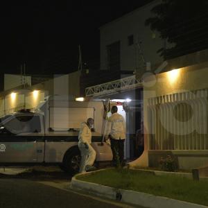 aspecto del proceso de levantamiento de cadáver desarrollado por las autoridades