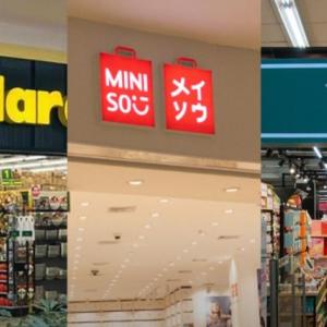 Fachadas de tiendas de DollarCity, Miniso y Yoi. 