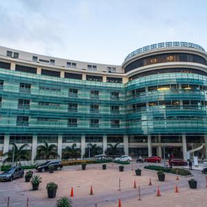 Víctima permanece en la clínica Portoazul Auna.