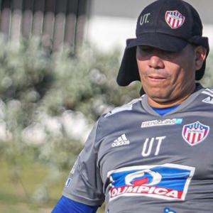 Léider Frías durante una de las jornadas de entrenamiento de Junior