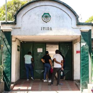 Puerta de ingreso al colegio Itida, ubicado en Soledad, Atlántico