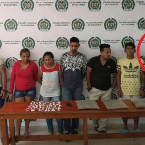 El joven hoy occiso es el que se ve encerrado en un círculo rojo