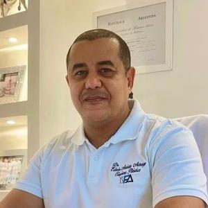 El médico se encontraba de vacaciones en una isla de Tailandia.