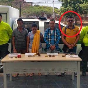 José Javier León Vega, alias Jaguar, en el círculo rojo, quien resultó ileso en la tarde de este jueves 3 agosto en el restaurante de Barranquilla.