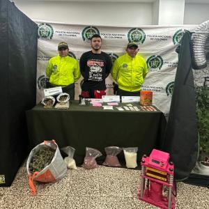 Encontraron un cultivo hidropónico con toda la tecnología para cultivar marihuana, procesarla y comercializarla de manera delictiva. 