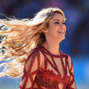 Shakira se ha destacado por invertir en la educación de los niños colombianos.