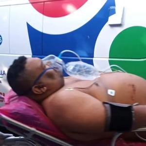 El hombre herido fue conducido hacia el hospital de Barranquilla, donde recibe atención médica