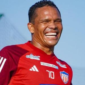 Carlos Bacca durante una sesión de entrenamiento