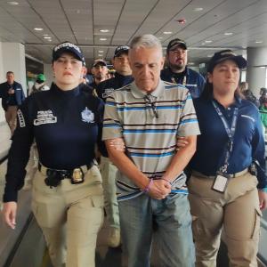 Jaime Saade llegando a Bogotá