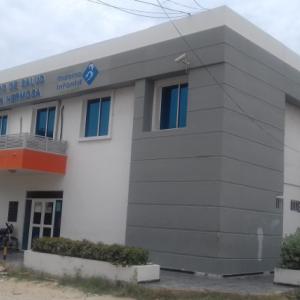 Fachada del hospital materno infantil