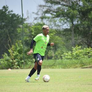 Teófilo Gutiérrez entrenando con el Real Cartagena