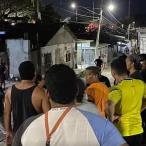 Vecinos en el barrio El Carmen, Galapa.