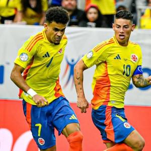 Luis Díaz y James Rodríguez con la selección Colombia.