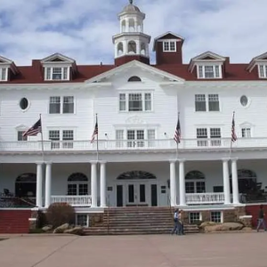 Hotel Stanley de la película 'El Resplandor'.