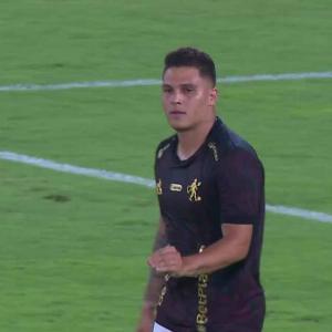 Juan Fernando Quintero con su gesto contra Junior.