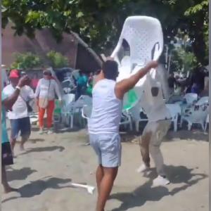 Pelea en El Rodadero, Santa Marta.
