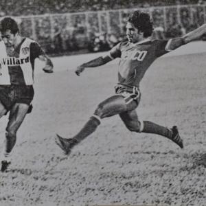 Juan Ramón 'la Bruja' Verón en un partido con Junior.