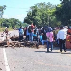 Bloqueo en la Troncal del Oriente.
