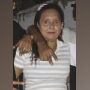 Mujer asesinada en el barrio La Esmeralda.