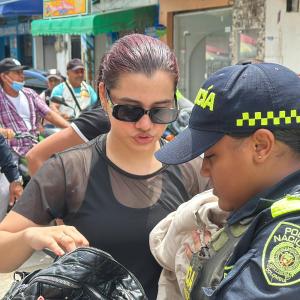 Uniformados de la Policía Bolívar en labores.