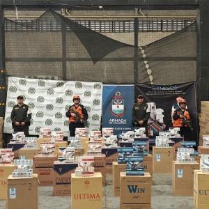 Cajetillas de cigarrillo incautadas.