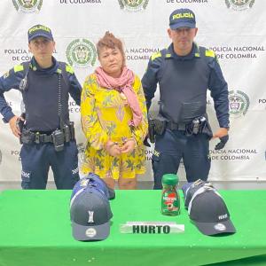 La mujer capturada en flagrancia.