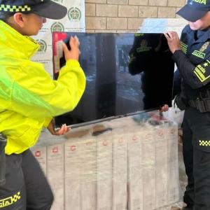 Momento del allanamiento y la incautación de la mercancía 