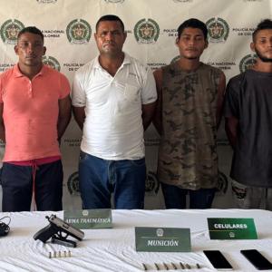 Los capturados fueron puestos a disposición de la Fiscalía General de la Nación.